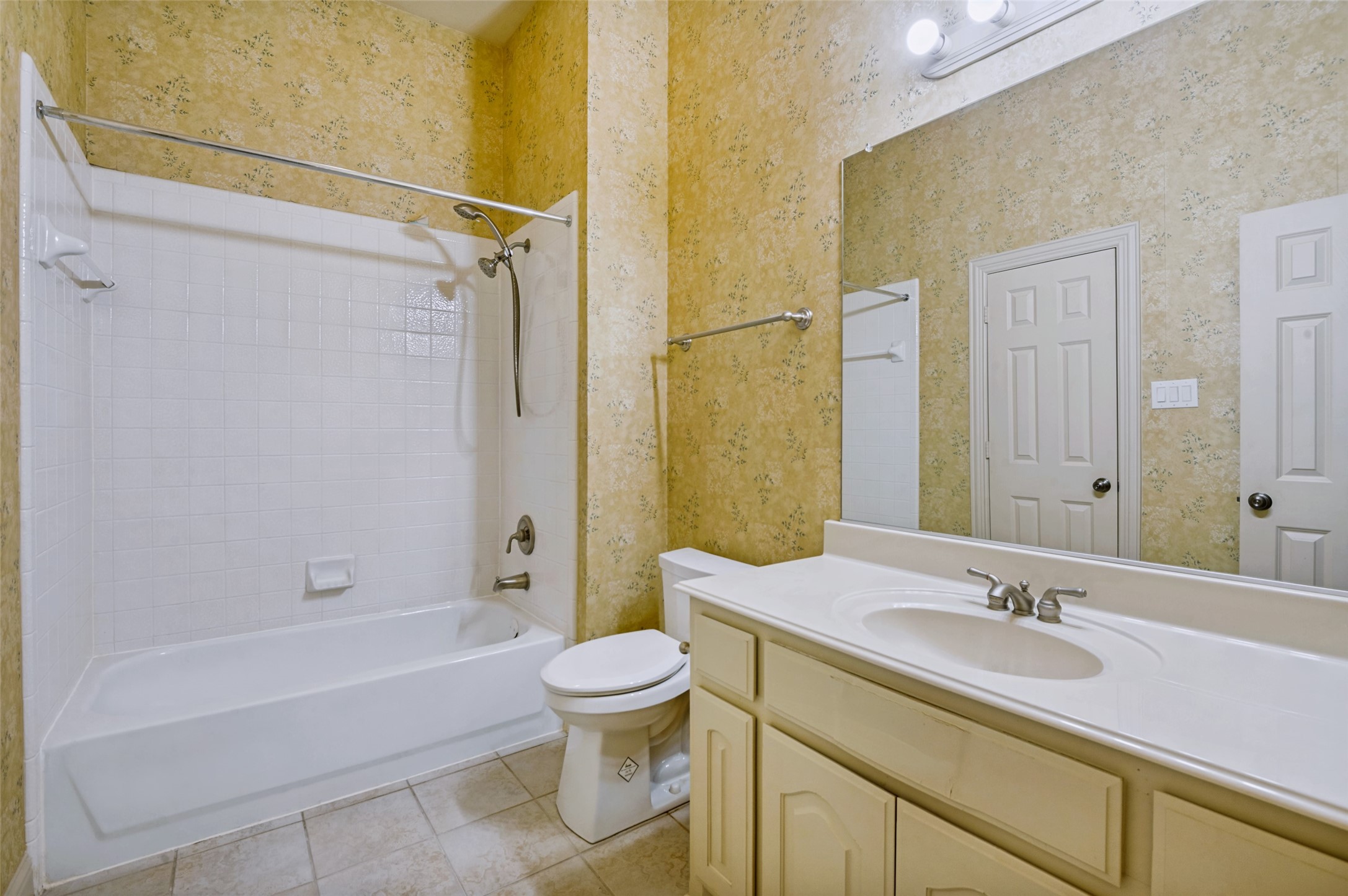 1629 Mcgee Lane Carrollton TX 75010