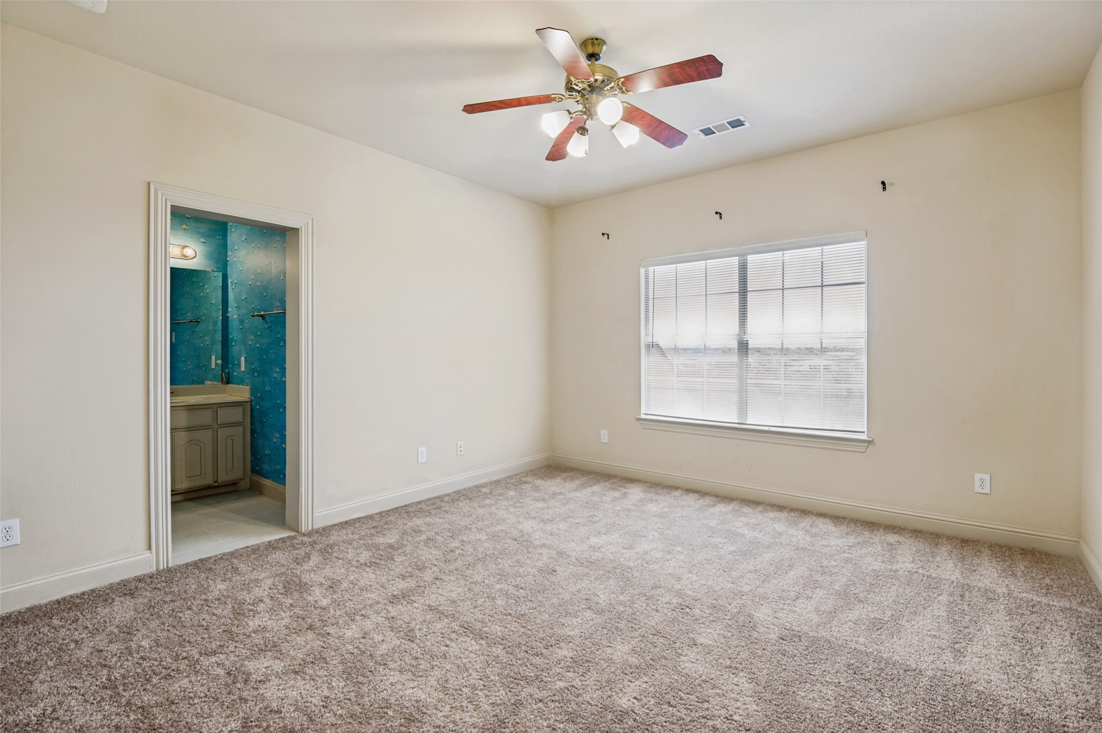 1629 Mcgee Lane Carrollton TX 75010