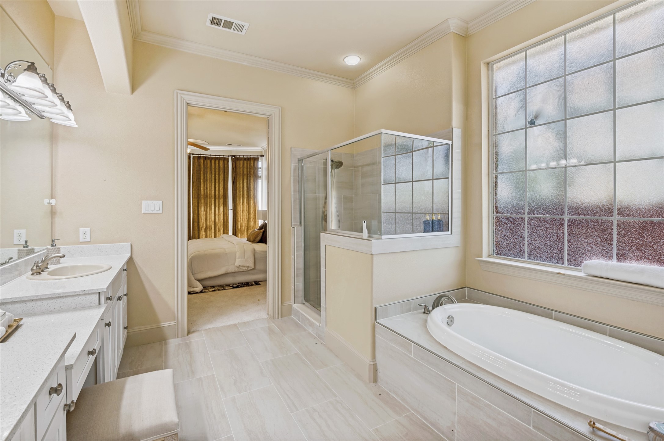 1629 Mcgee Lane Carrollton TX 75010
