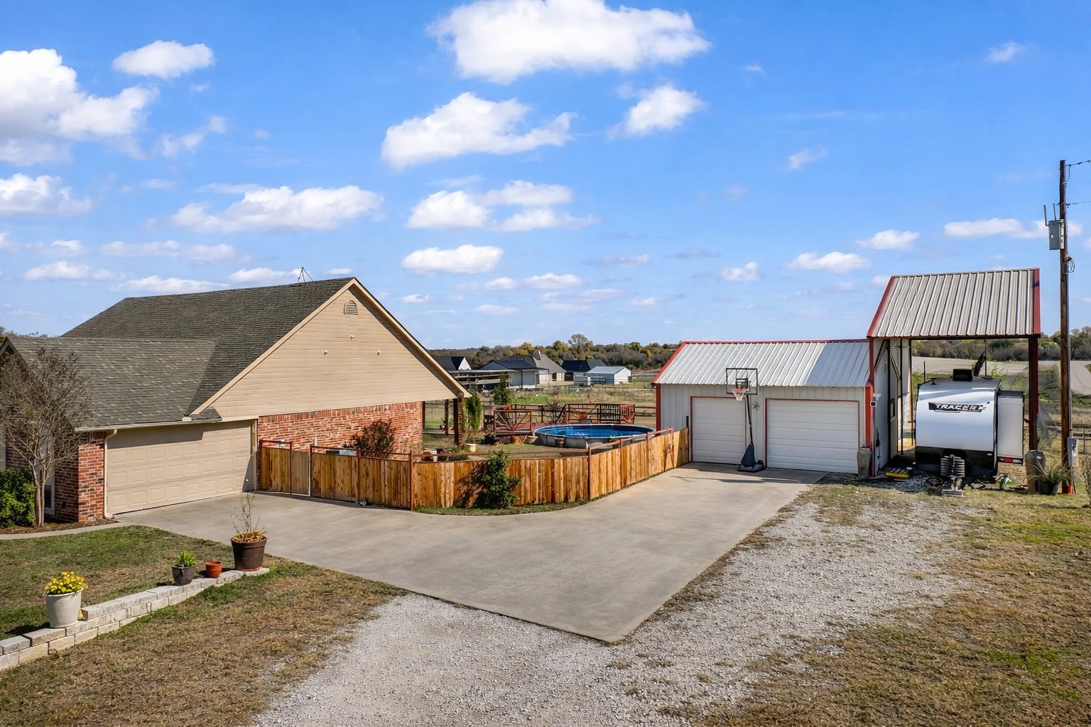 737 County Road 4699 Boyd TX 76023