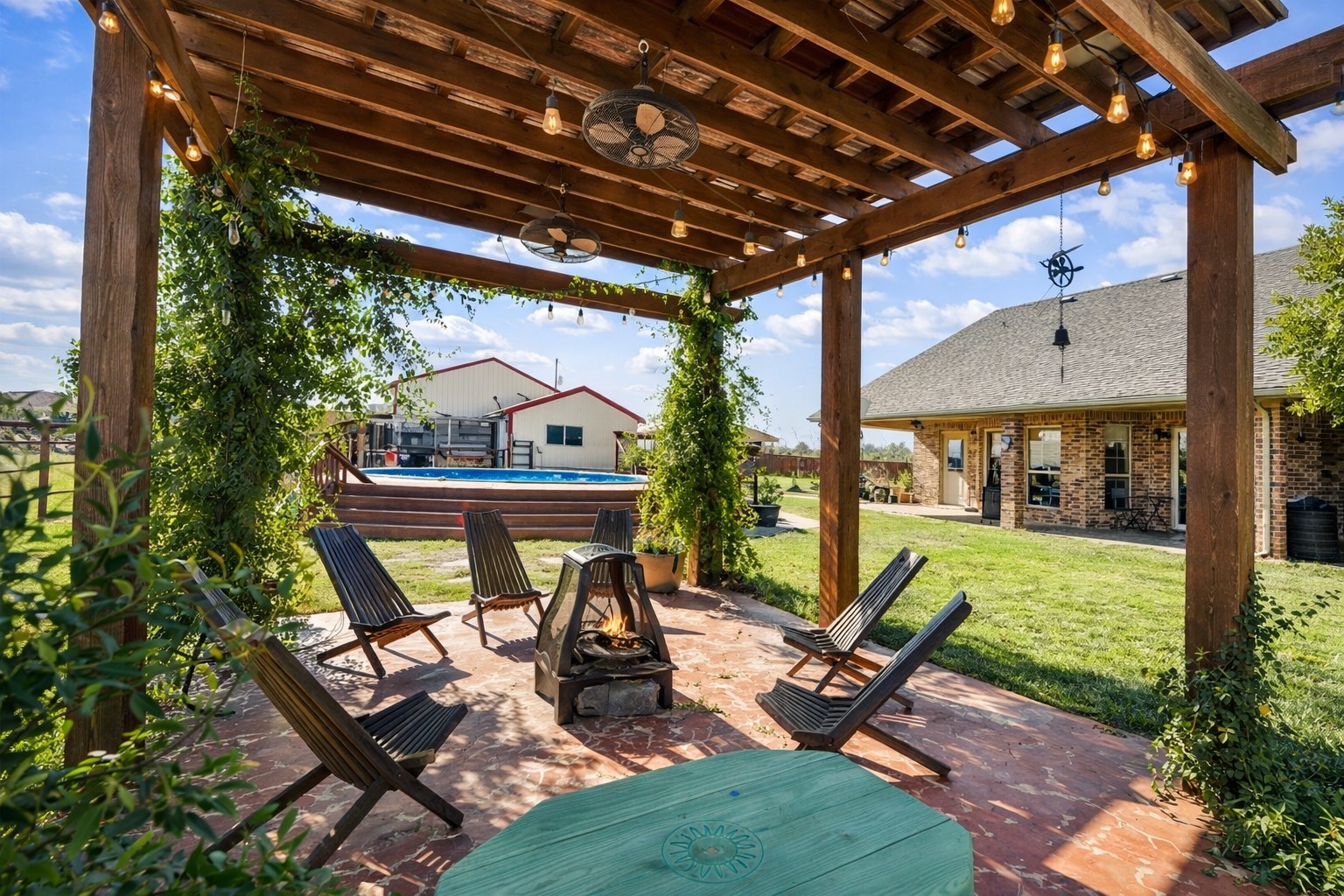 737 County Road 4699 Boyd TX 76023