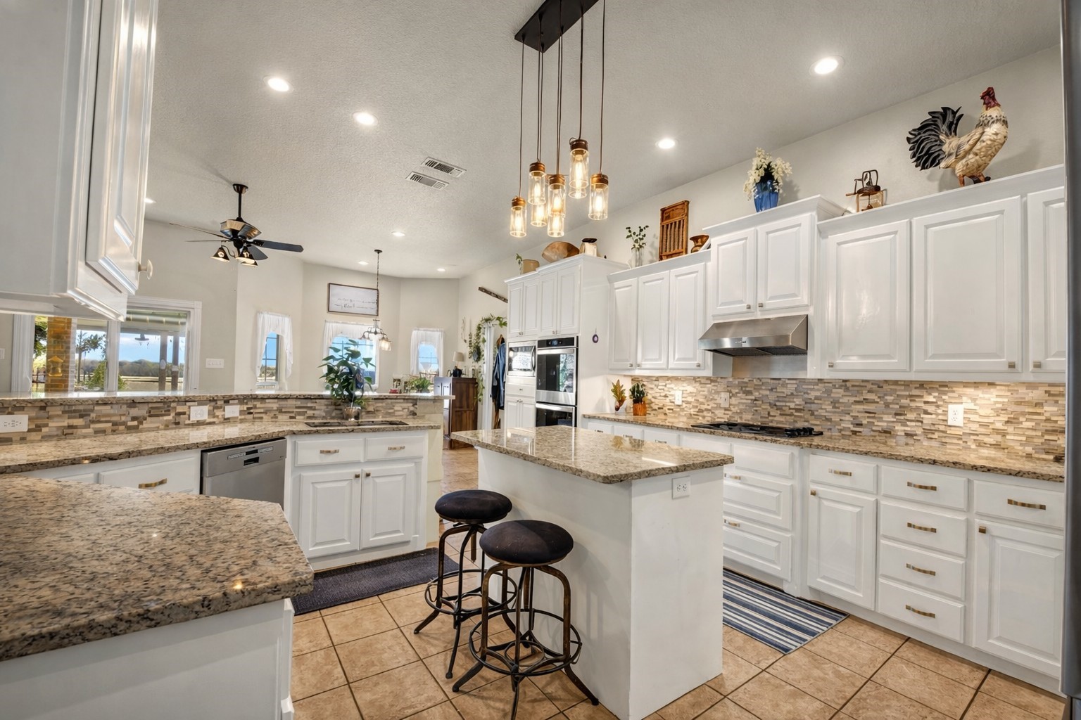 737 County Road 4699 Boyd TX 76023