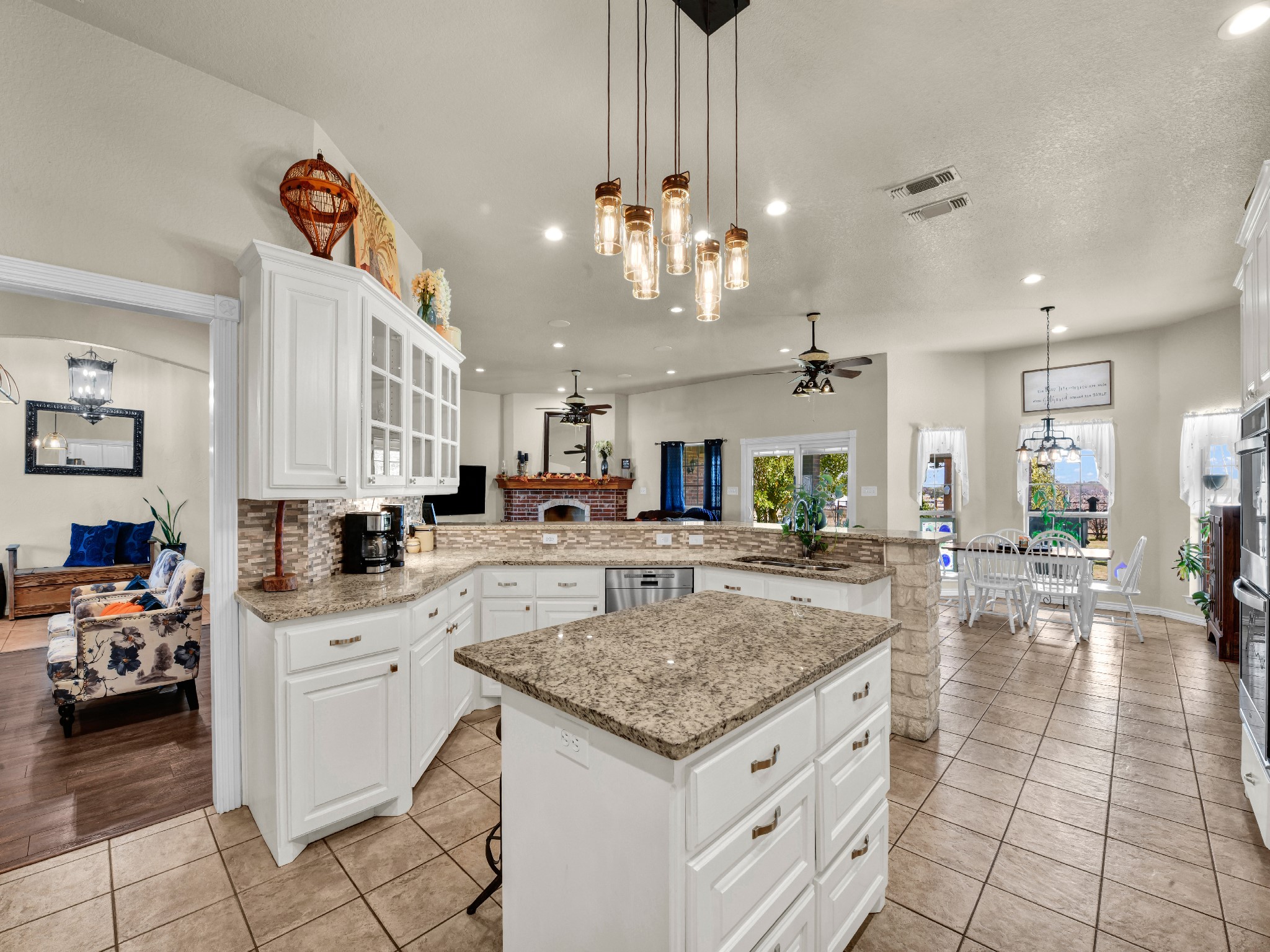 737 County Road 4699 Boyd TX 76023