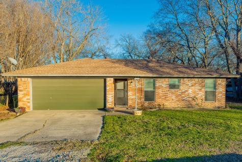 509 S Magnolia Street Aubrey TX 76227