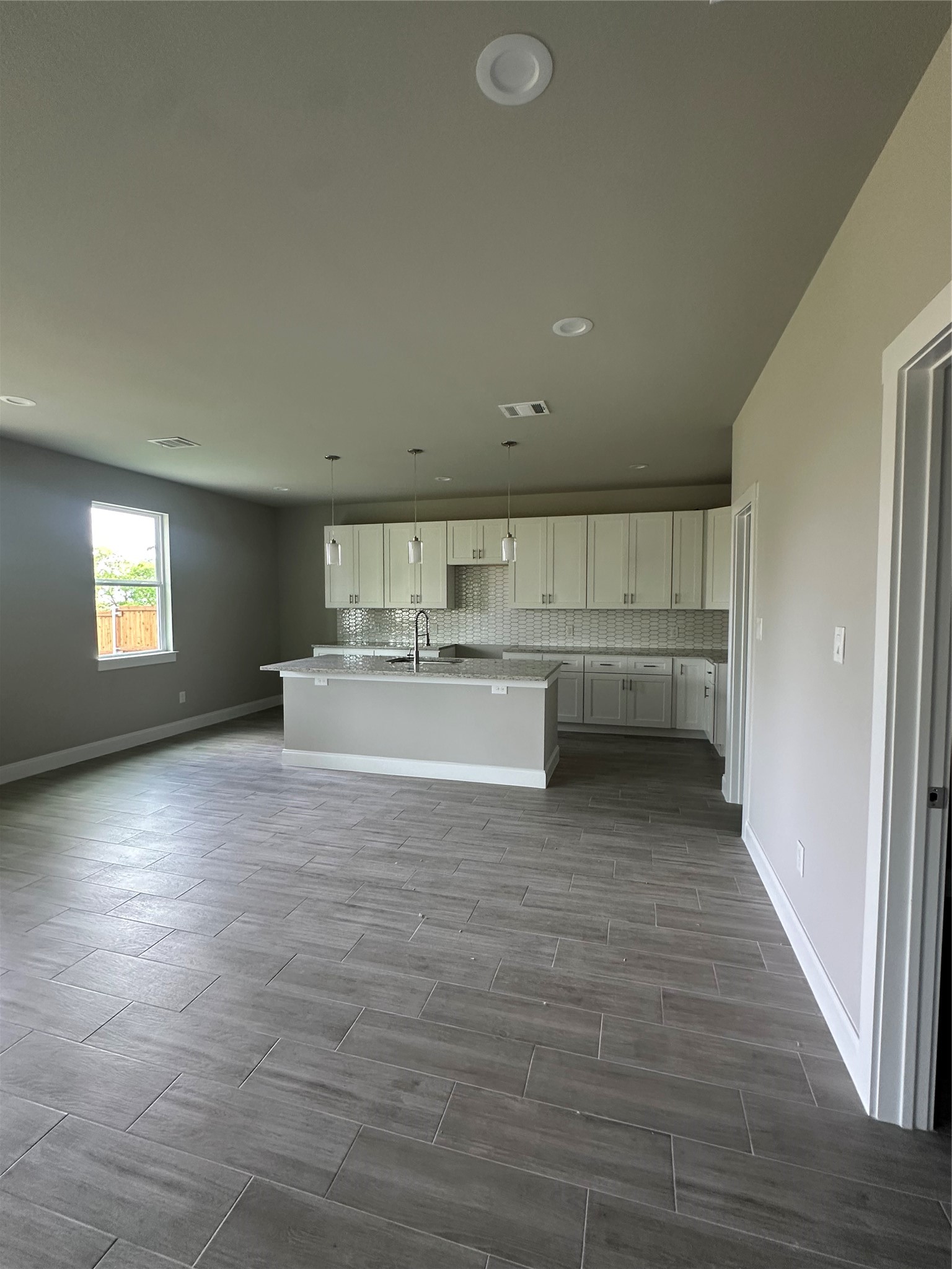 1402 Diceman Avenue Dallas TX 75203