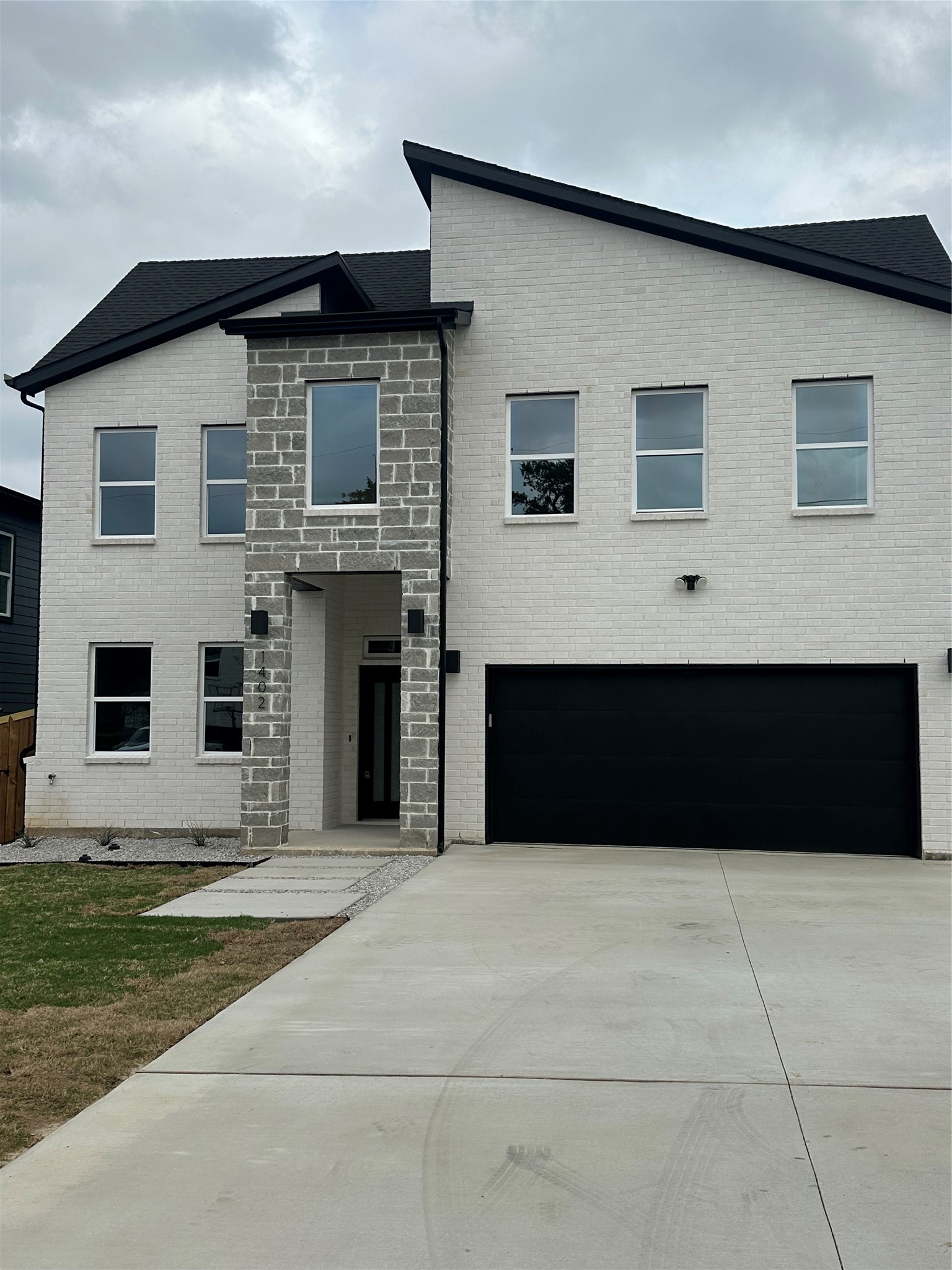 1402 Diceman Avenue Dallas TX 75203