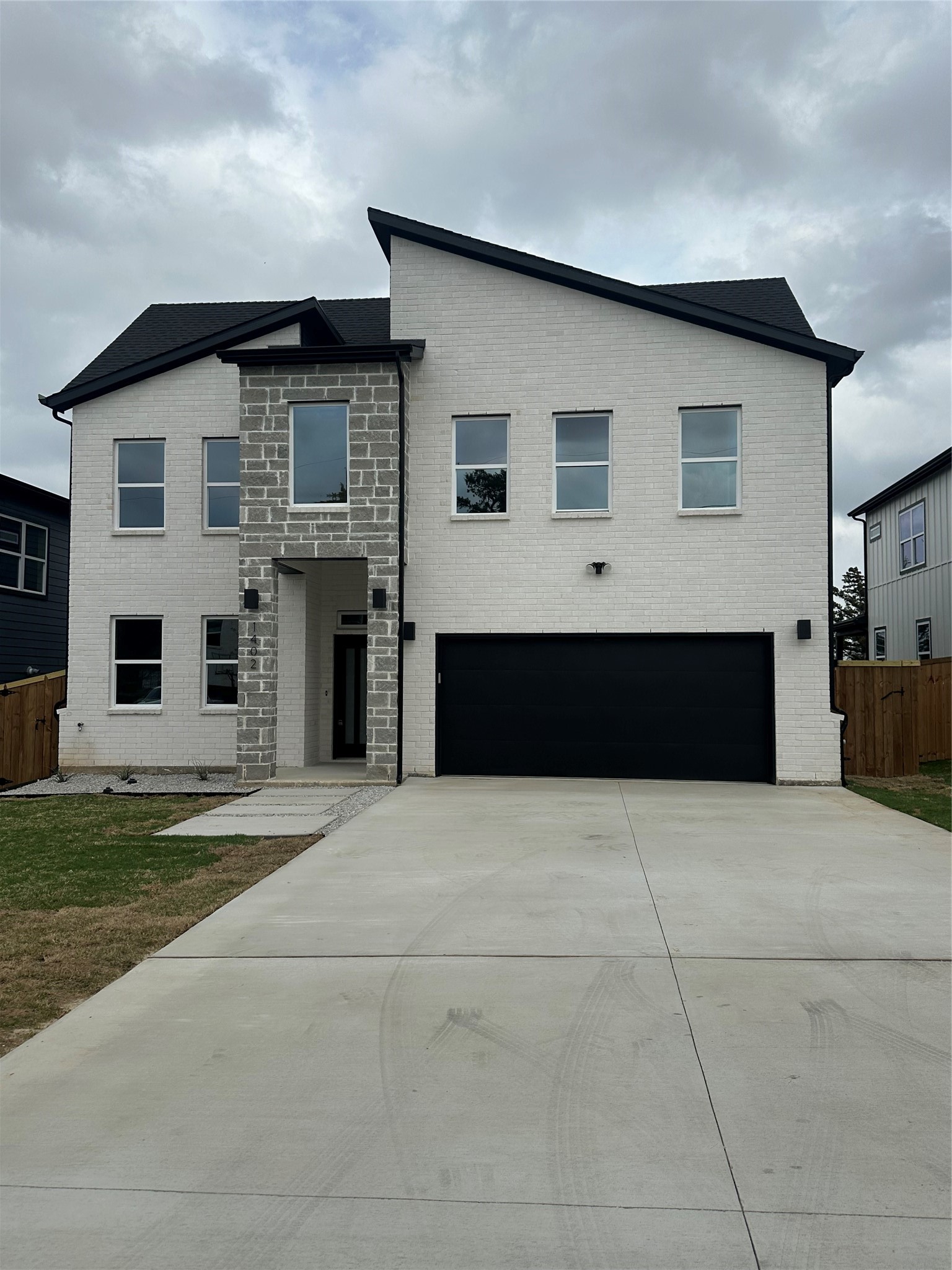 1402 Diceman Avenue Dallas TX 75203