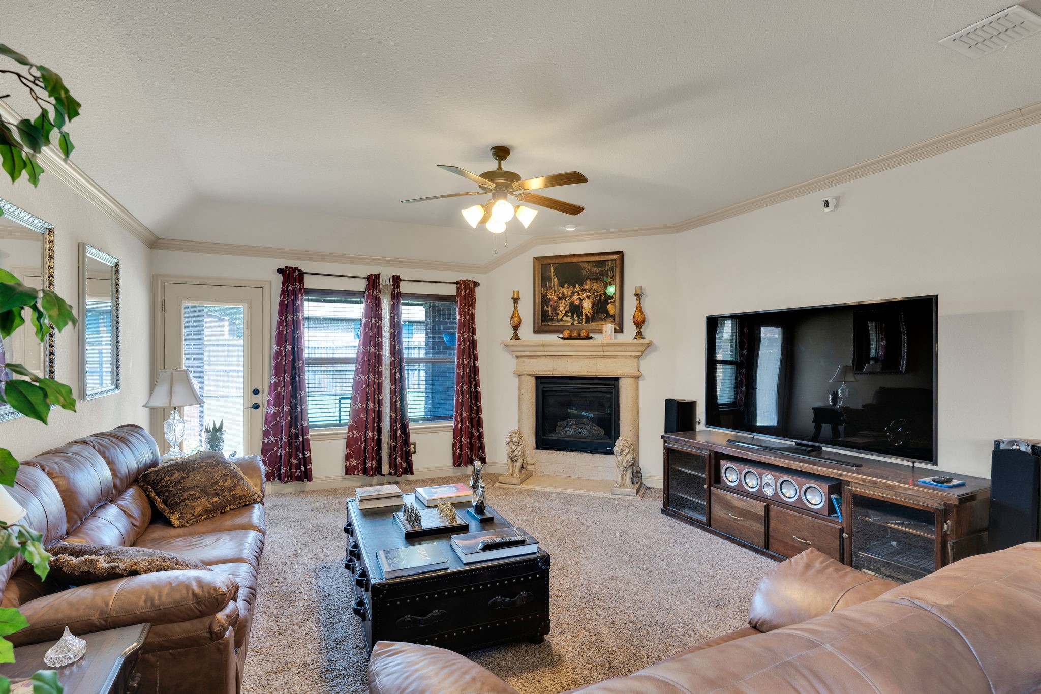 105 Manor Lane Waxahachie TX 75165