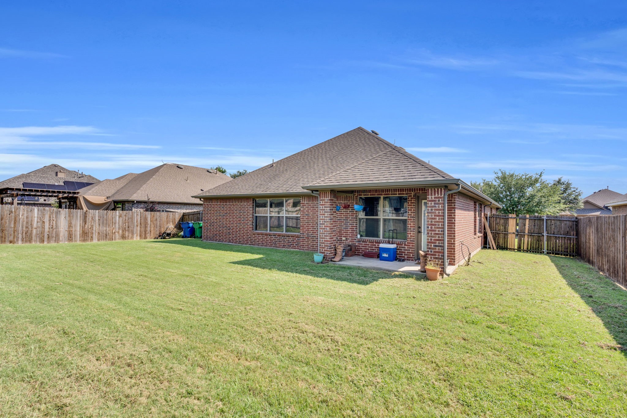 105 Manor Lane Waxahachie TX 75165