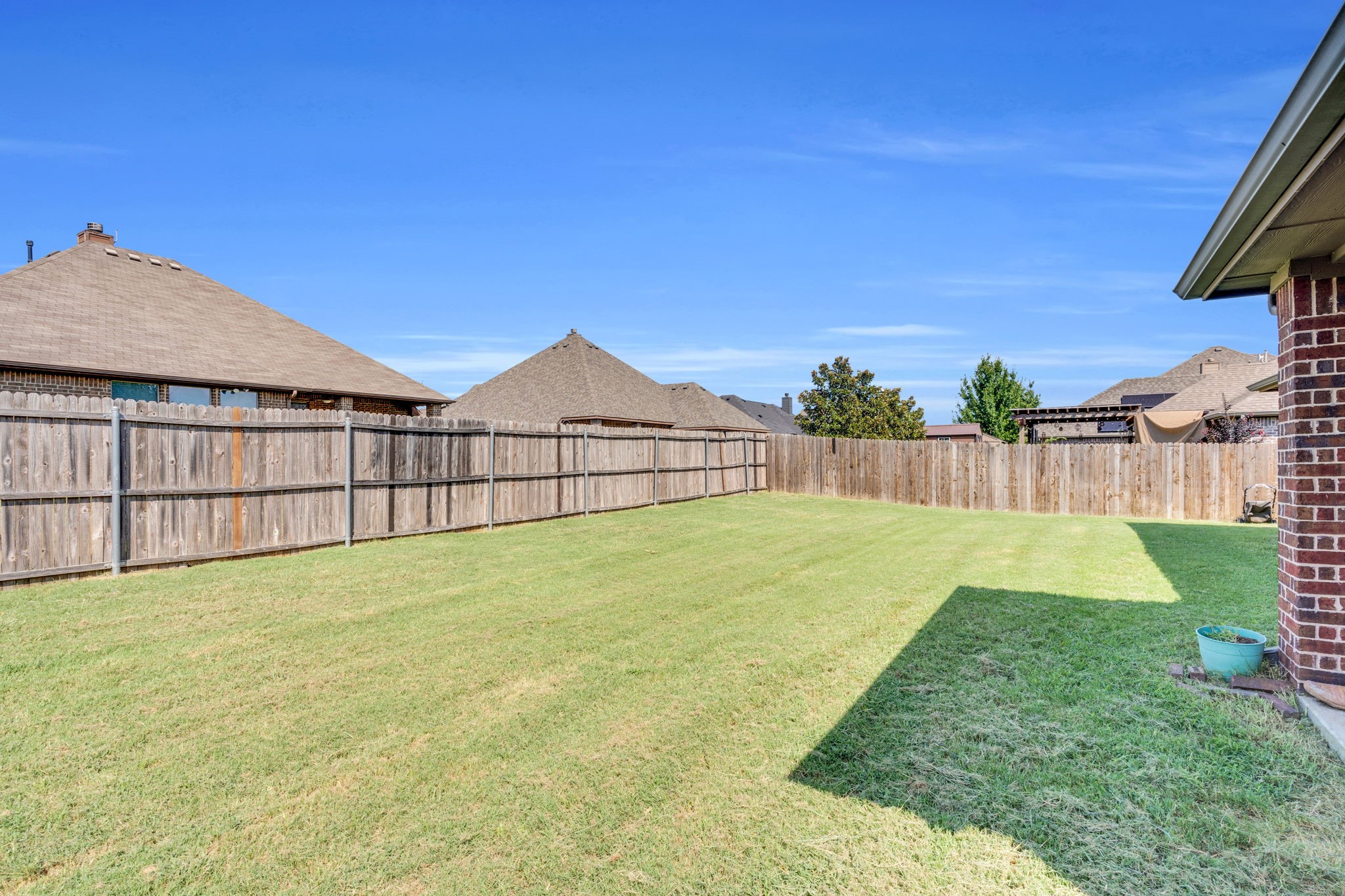 105 Manor Lane Waxahachie TX 75165