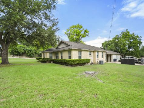 2200 Skyline Drive Fort Worth TX 76114