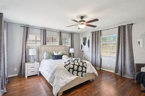 2403 W Colorado Boulevard Dallas TX 75211
