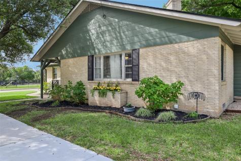 2403 W Colorado Boulevard Dallas TX 75211