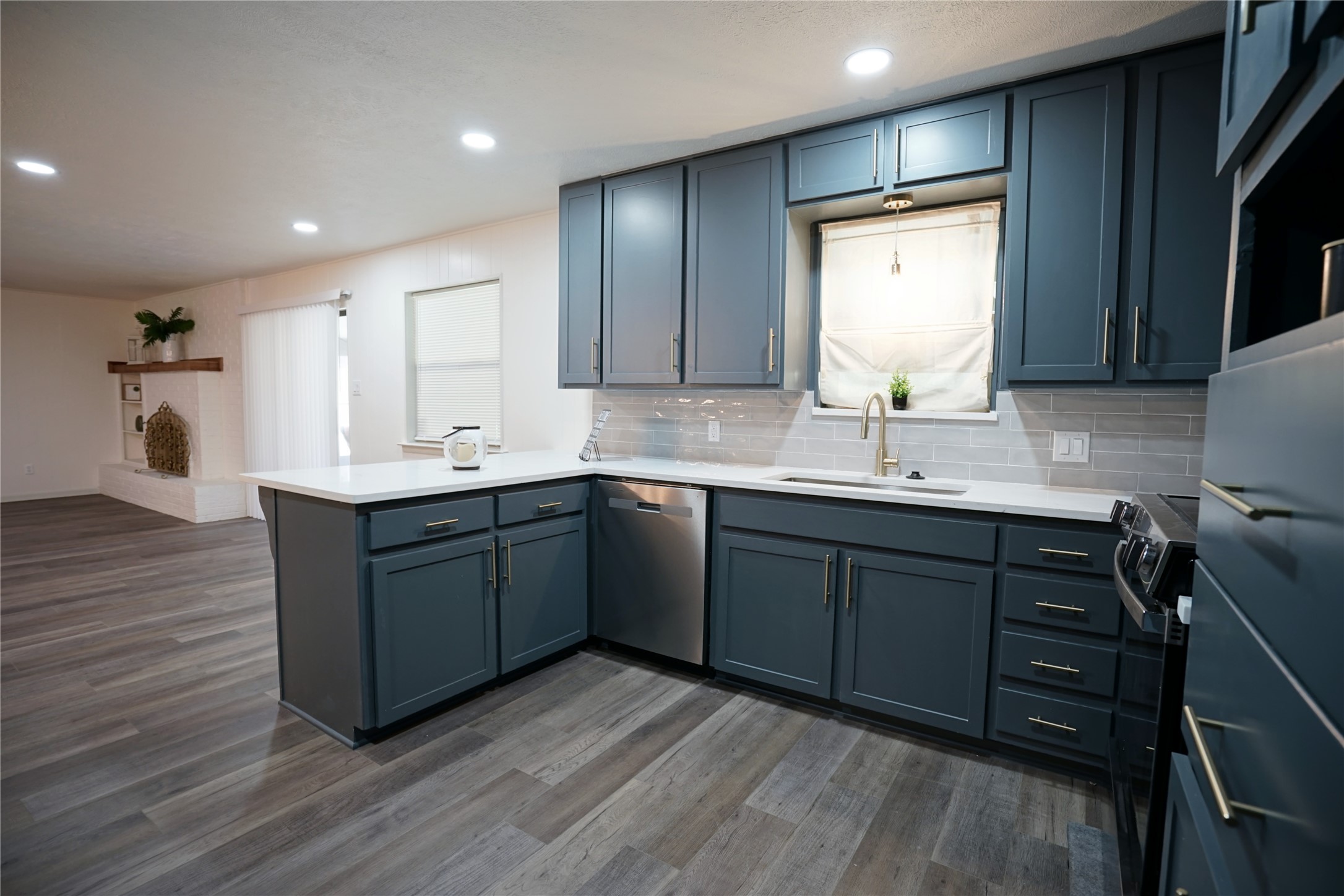 2121 Stonegate Drive N Bedford TX 76021