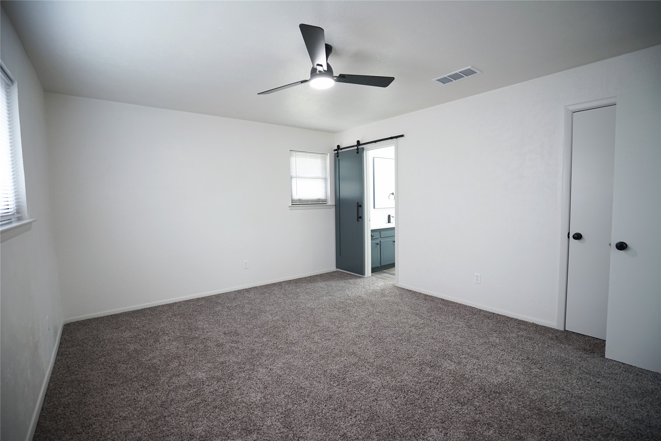 2121 Stonegate Drive N Bedford TX 76021