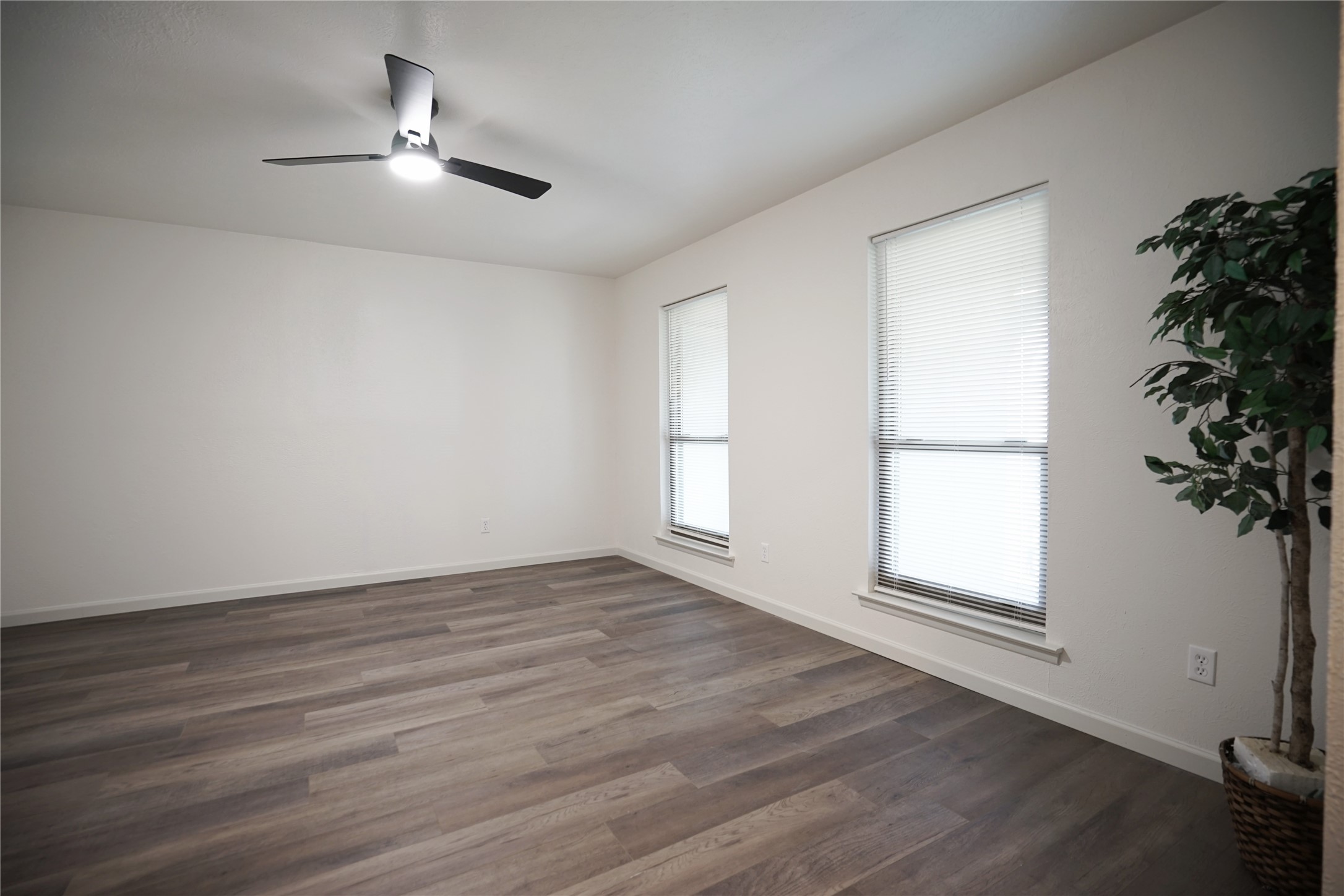 2121 Stonegate Drive N Bedford TX 76021