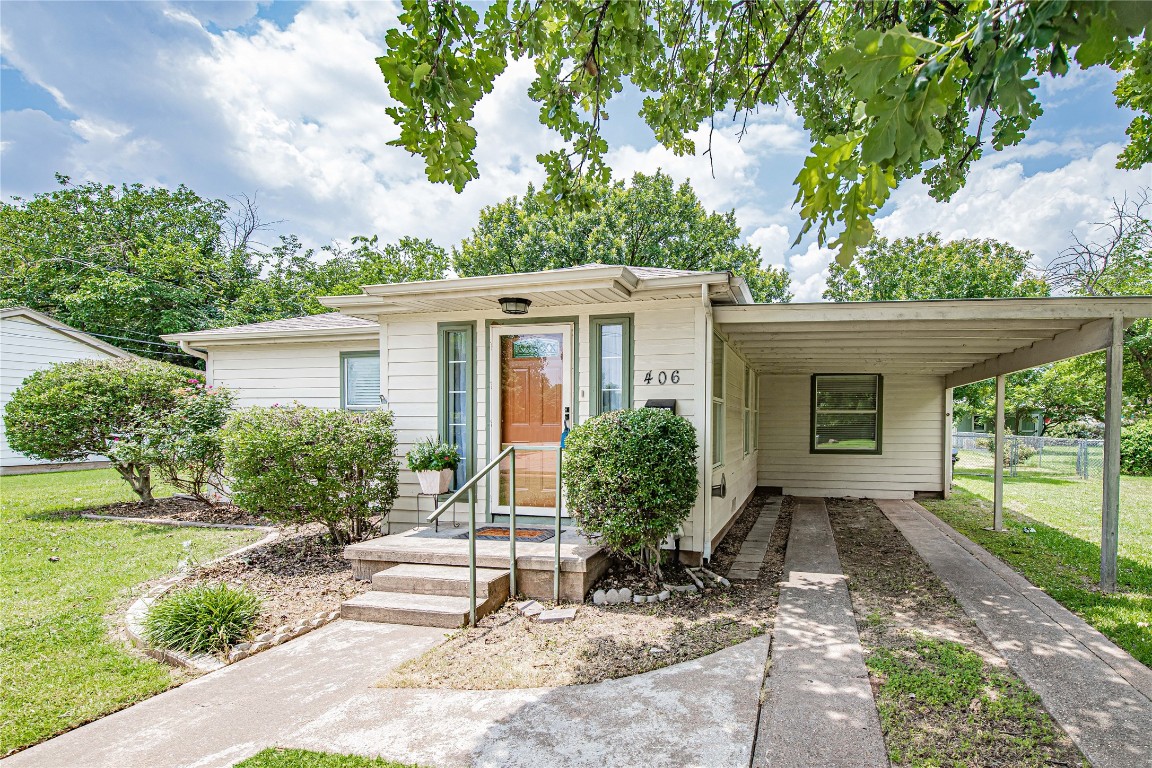 406 S Hannaford Street Granbury TX 76048