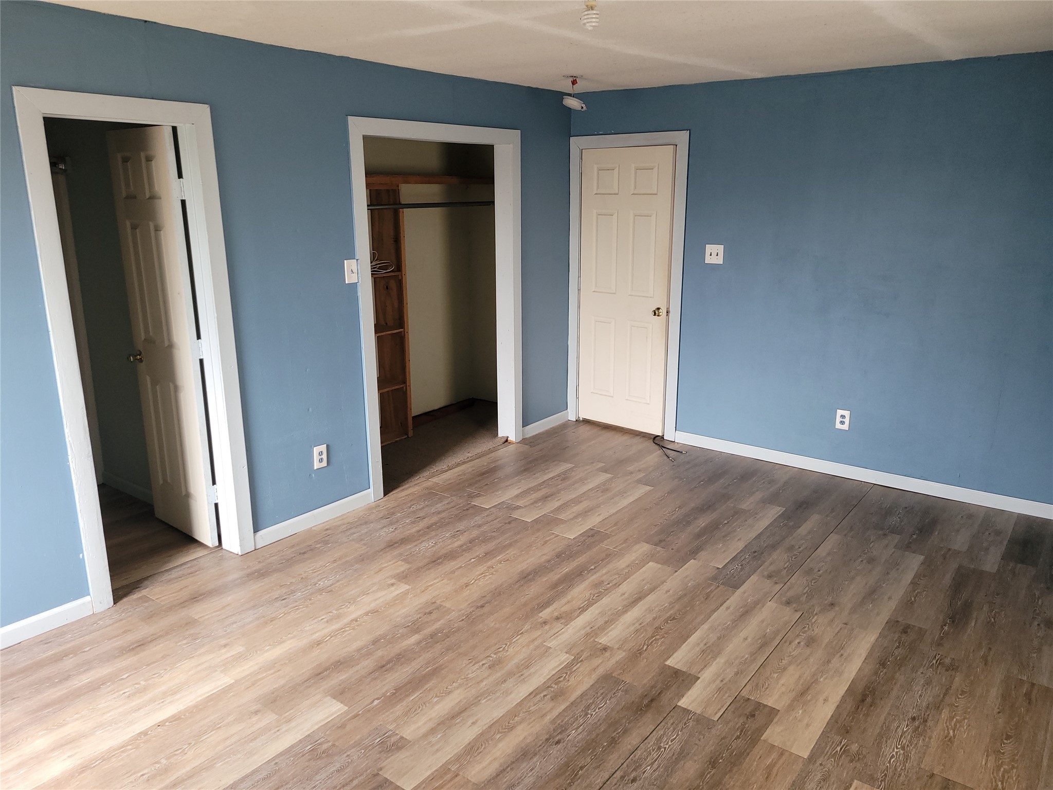 5672 E Interstate 30 Campbell TX 75422