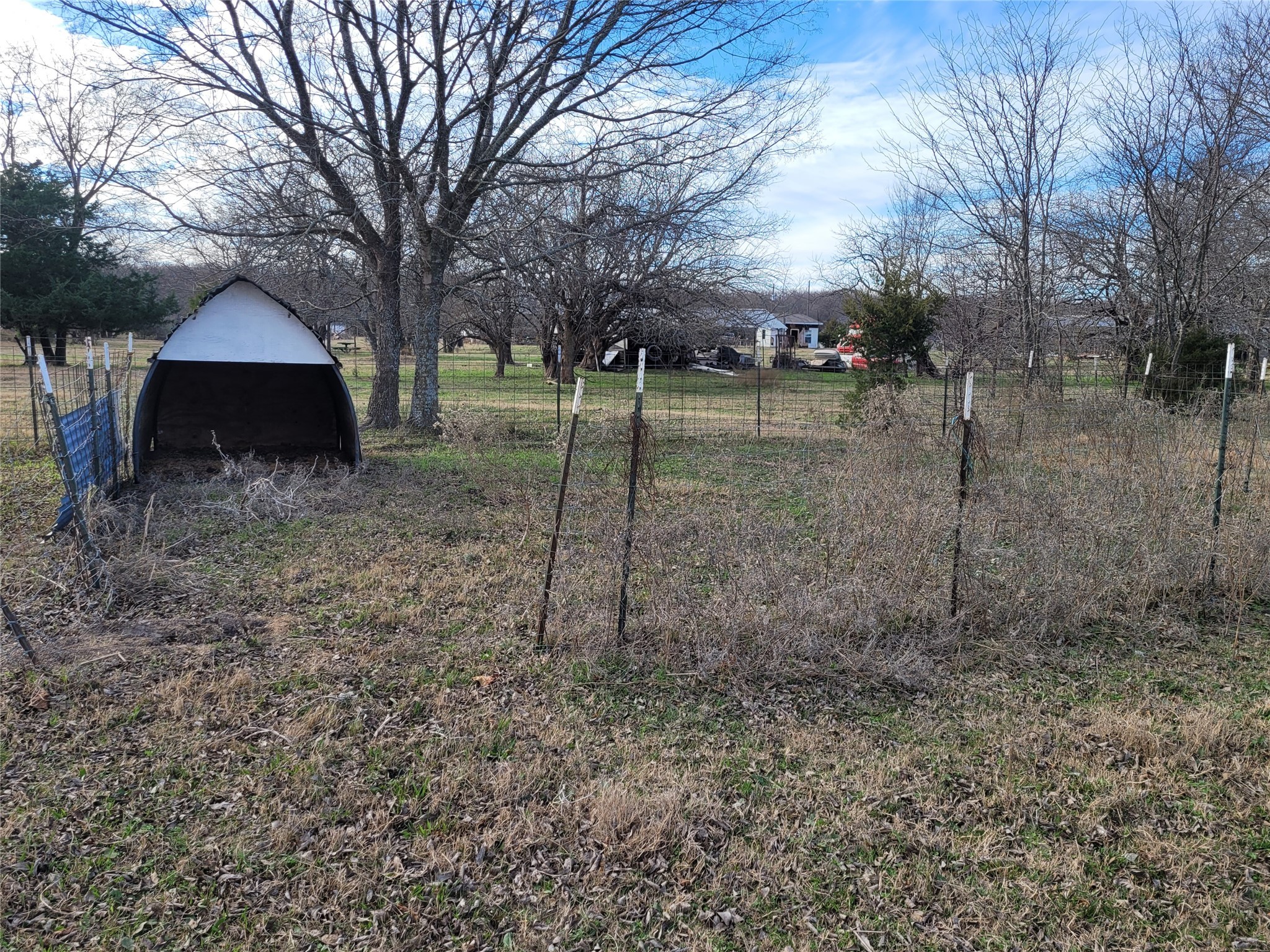 5672 E Interstate 30 Campbell TX 75422