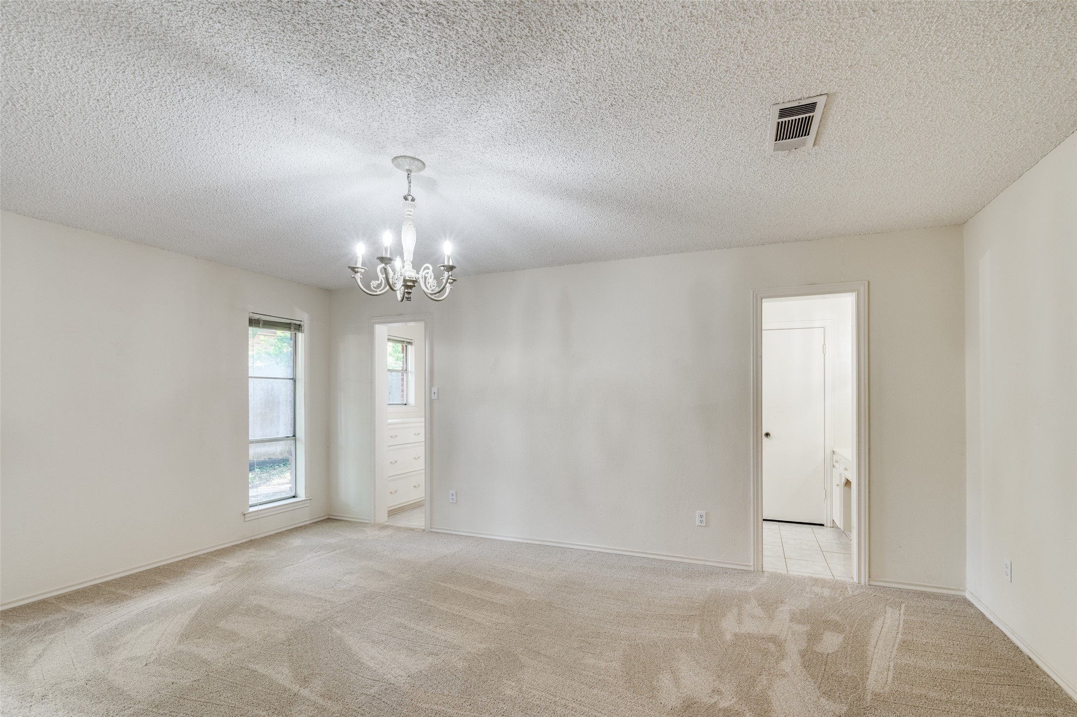 1902 Mossy Oak Street Arlington TX 76012