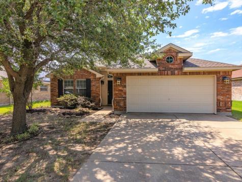 3243 Guadaloupe Grand Prairie TX 75054