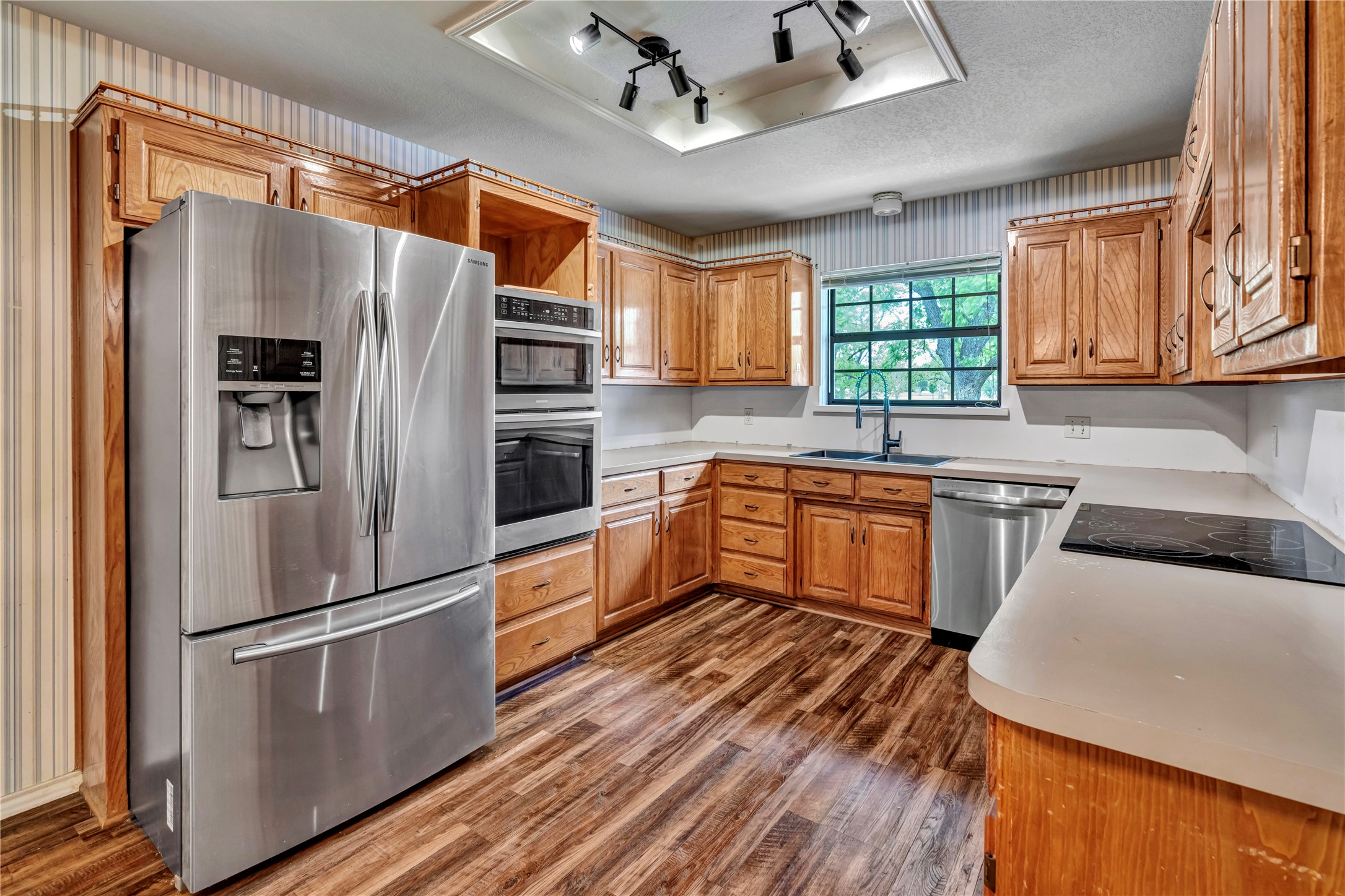 9616 Monticello Drive Granbury TX 76049