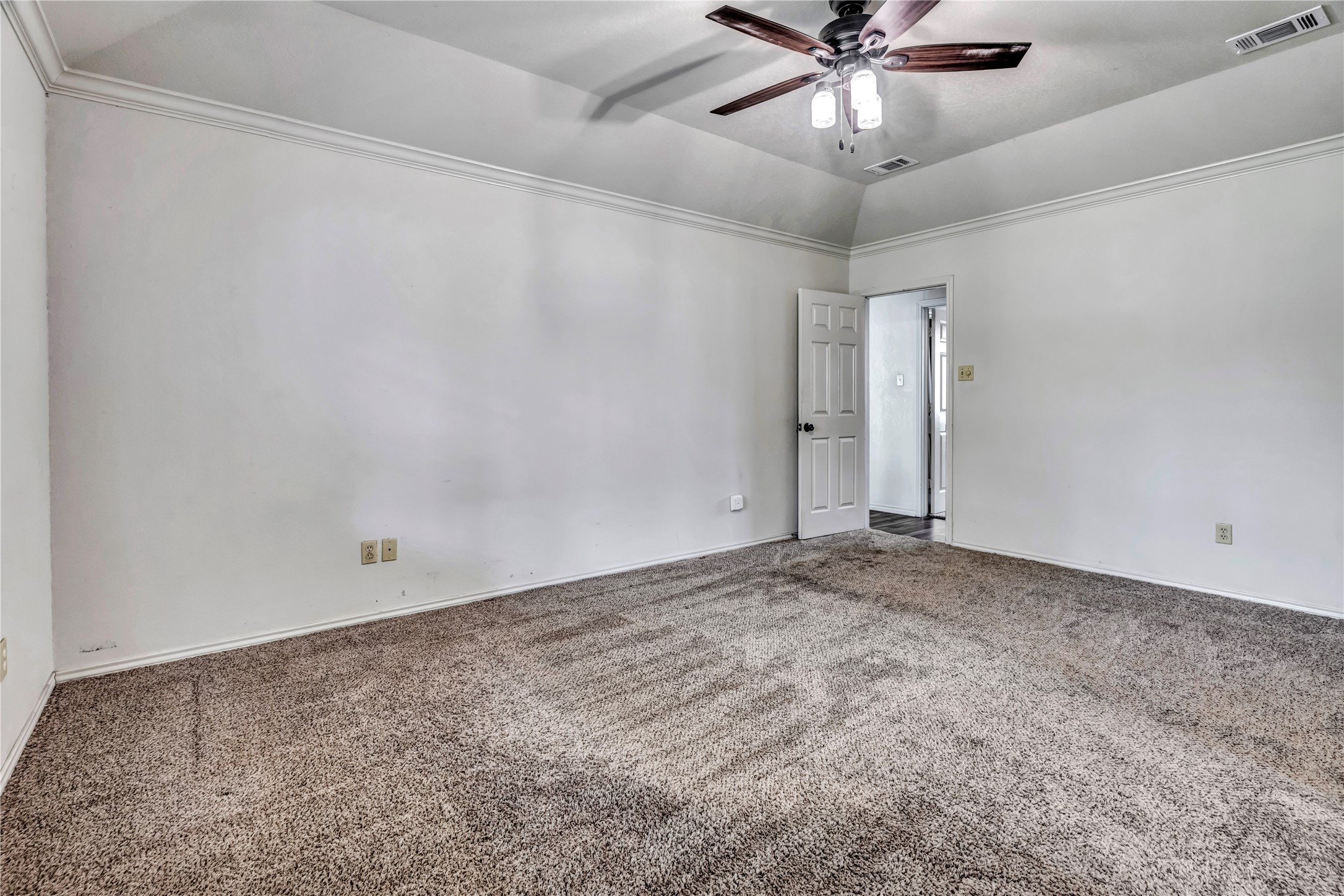 9616 Monticello Drive Granbury TX 76049