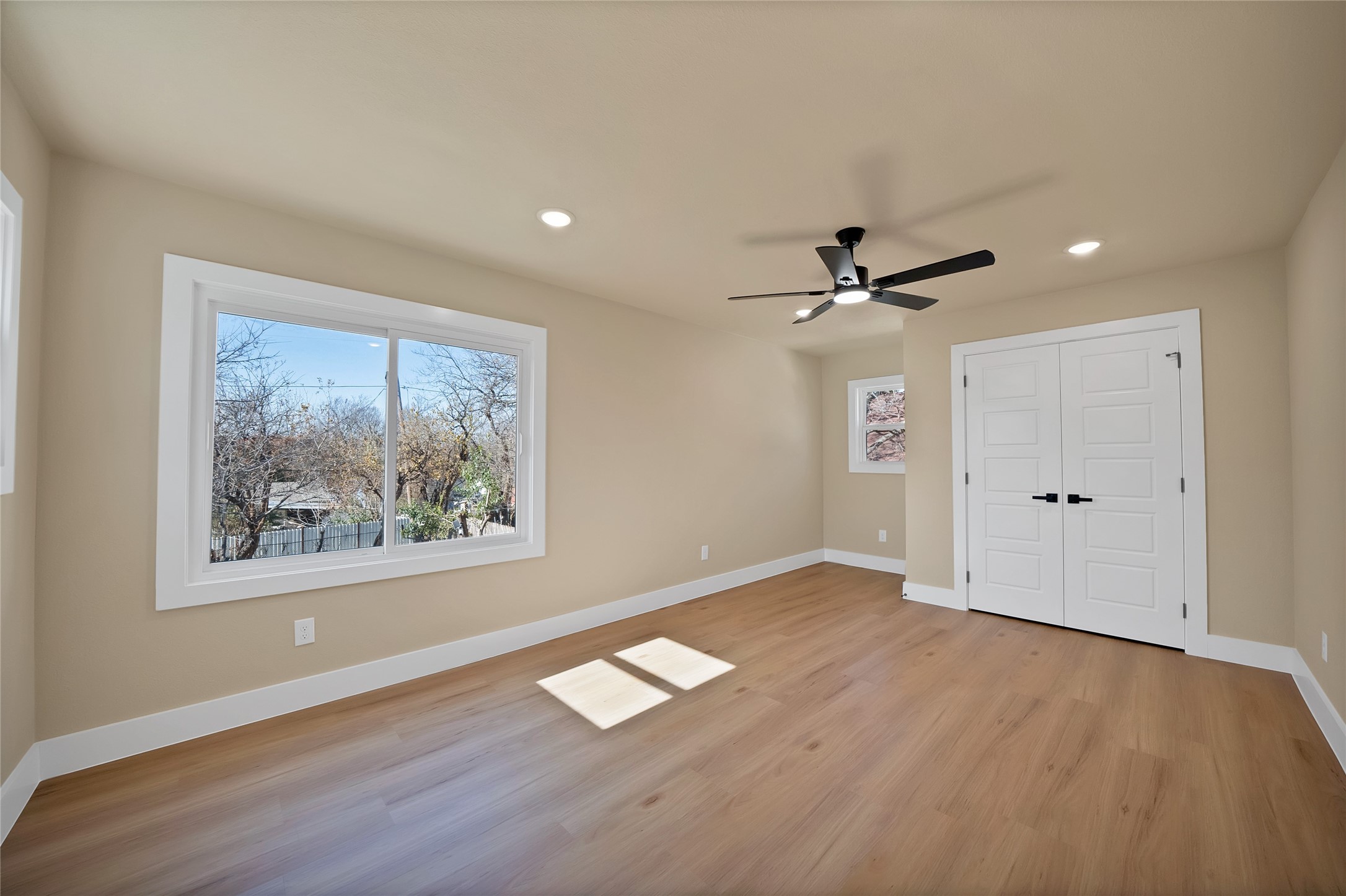 2527 Alaska Avenue Dallas TX 75216
