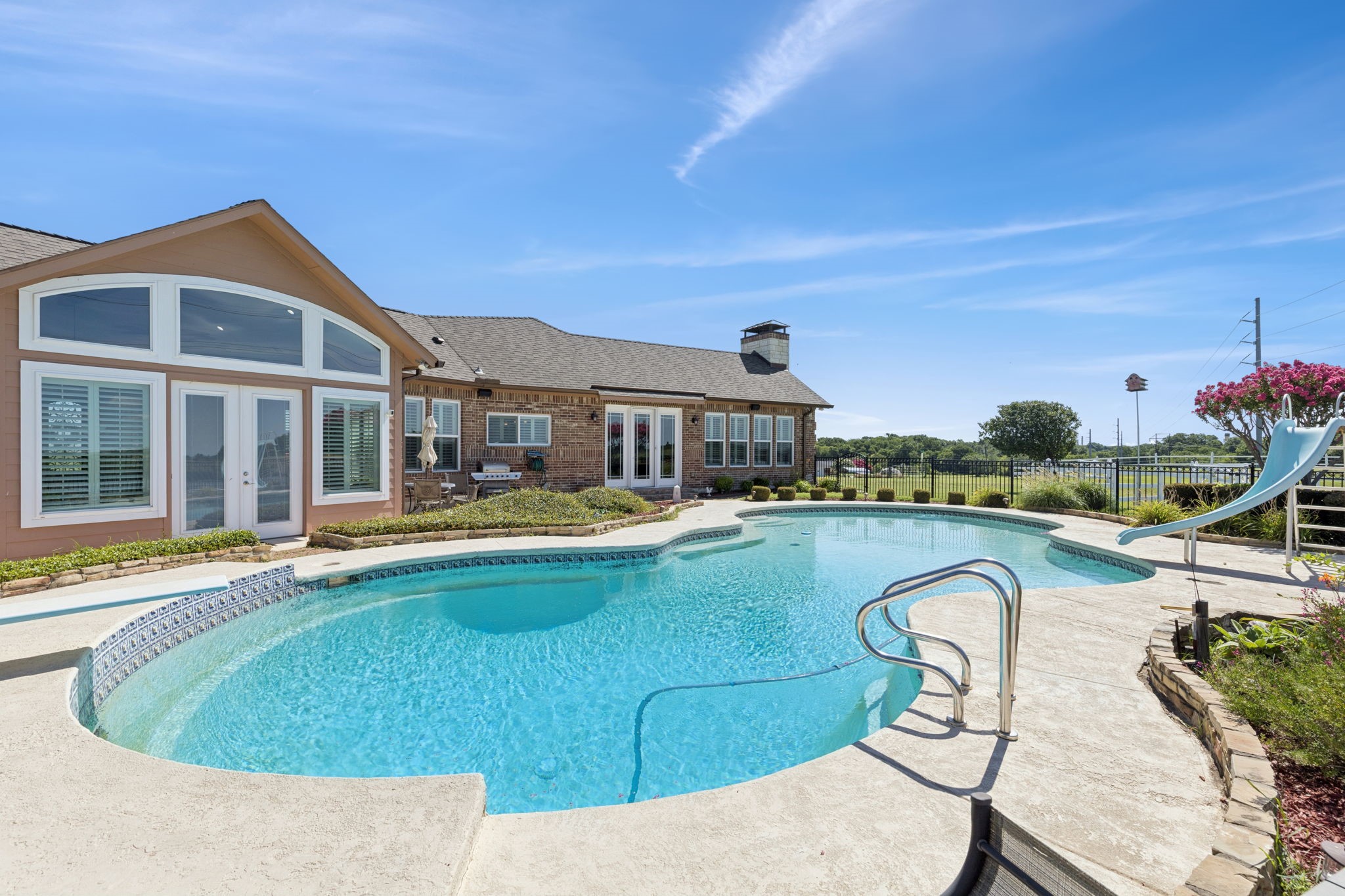 6718 Eastview Drive Sachse TX 75048