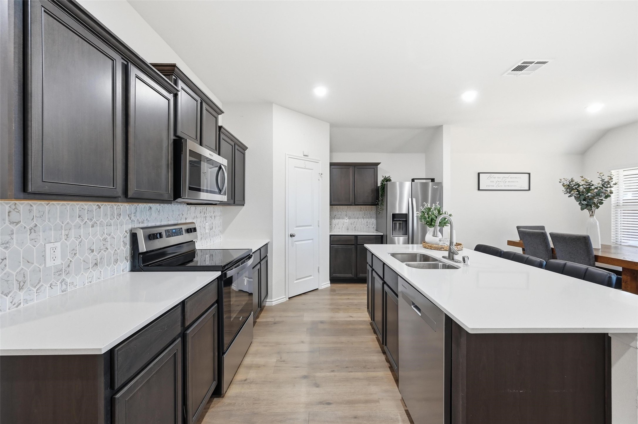 1012 Grand View Drive Ennis TX 75119