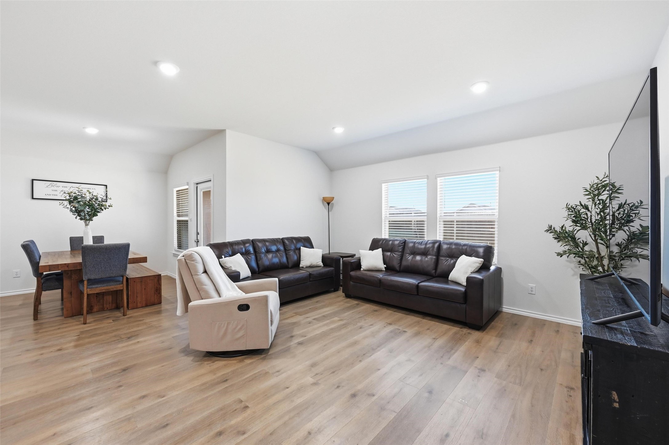1012 Grand View Drive Ennis TX 75119