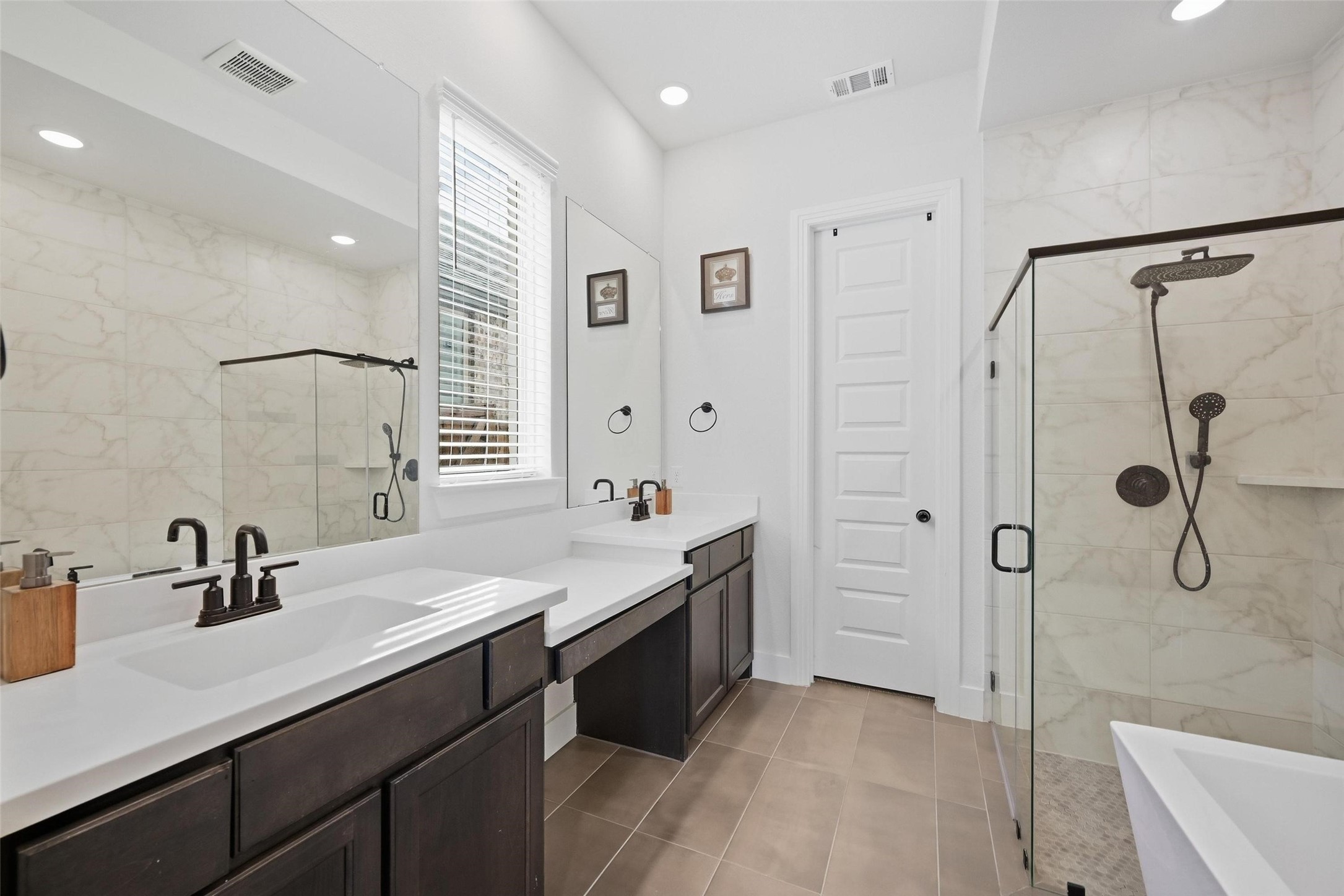 1247 Sumner Street Aubrey TX 76227