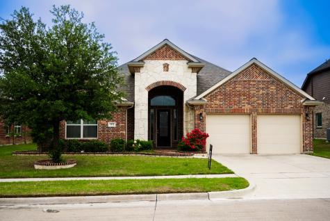 7572 Waterpoint Street Grand Prairie TX 75054