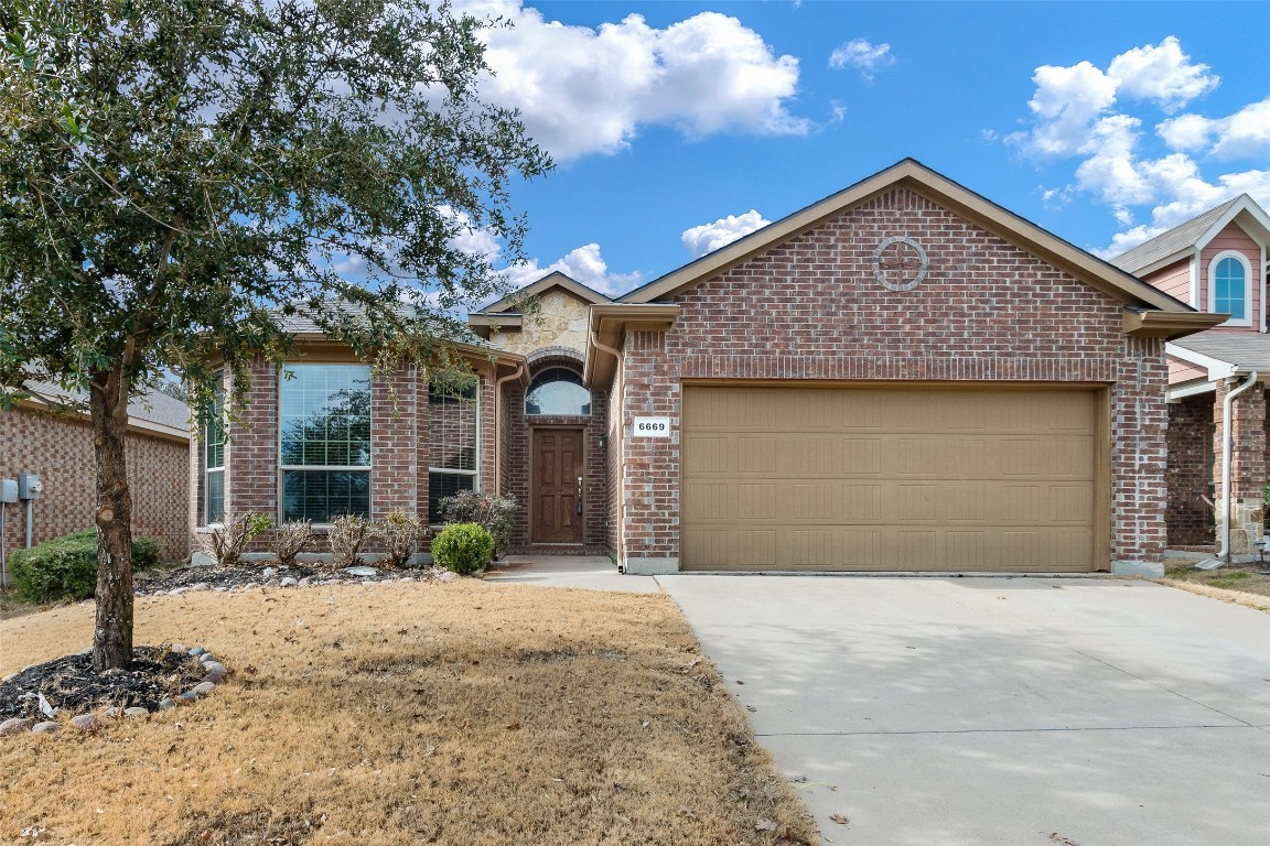 6669 Friendsway Drive Fort Worth TX 76137