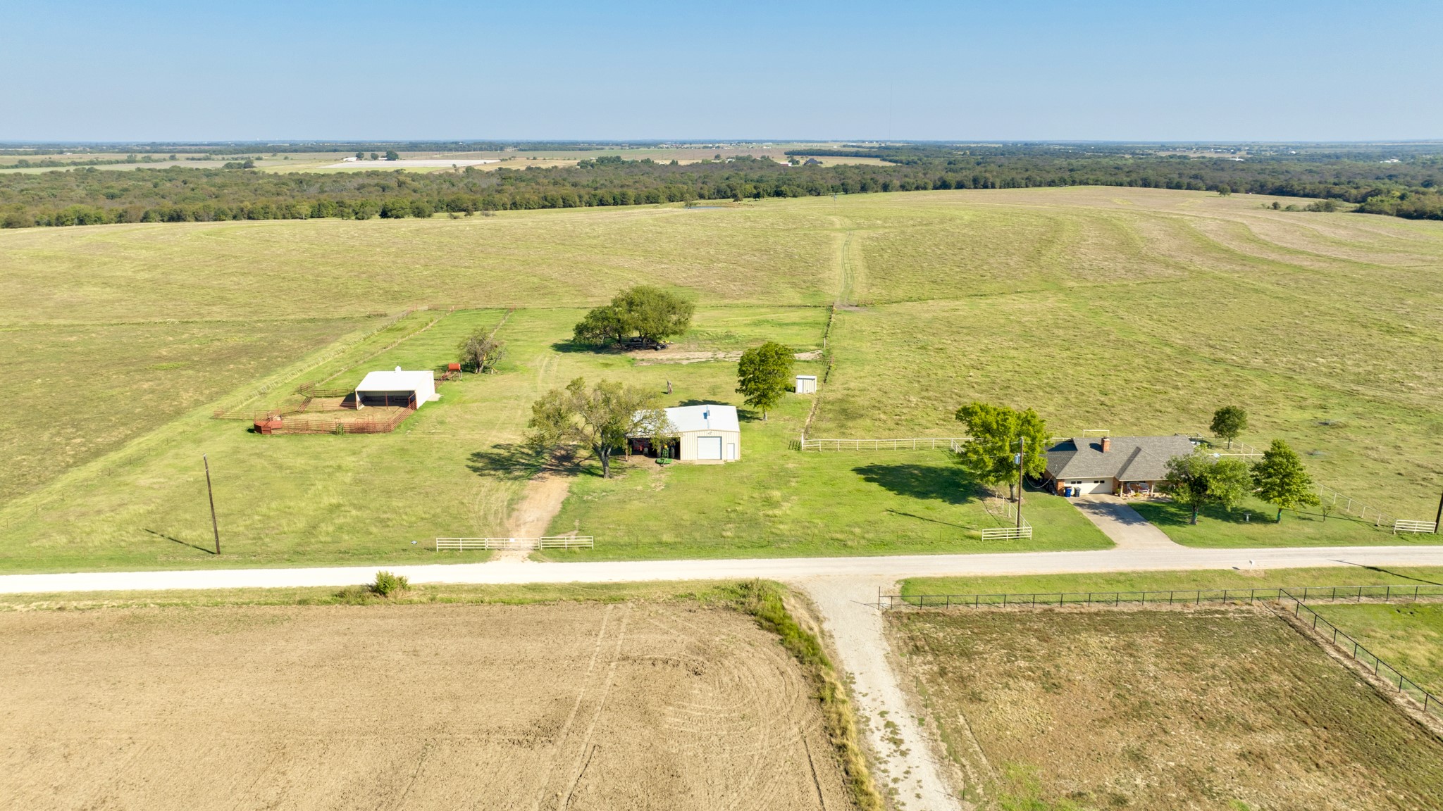 831 Baker Road Pilot Point TX 76258