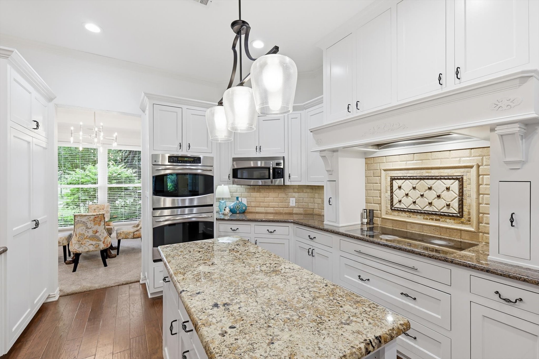 122 Chapel Hill Drive Double Oak TX 75077