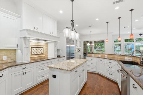 122 Chapel Hill Drive Double Oak TX 75077