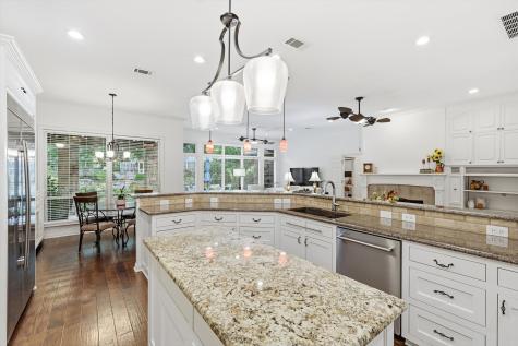 122 Chapel Hill Drive Double Oak TX 75077