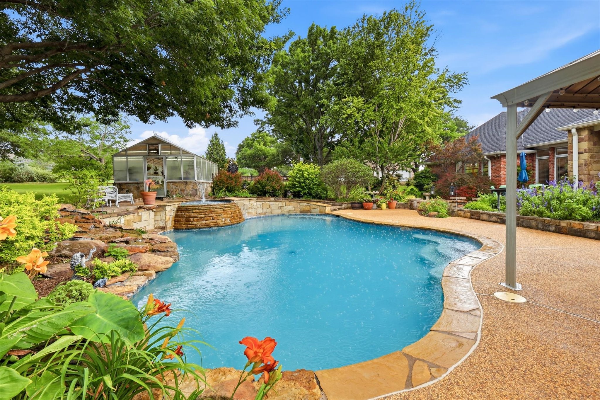 122 Chapel Hill Drive Double Oak TX 75077