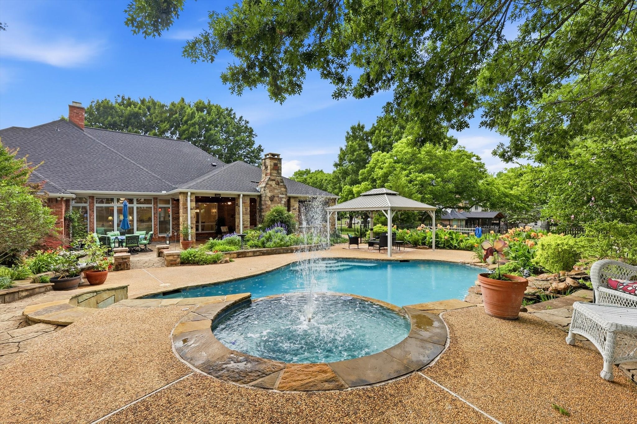 122 Chapel Hill Drive Double Oak TX 75077