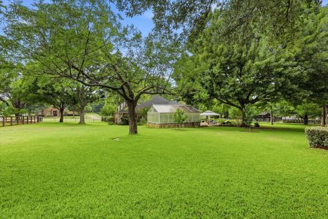 122 Chapel Hill Drive Double Oak TX 75077