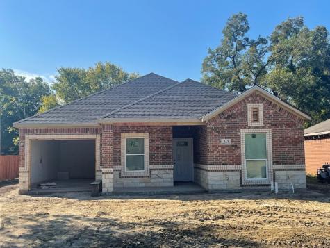 413 Hood Street Terrell TX 75160