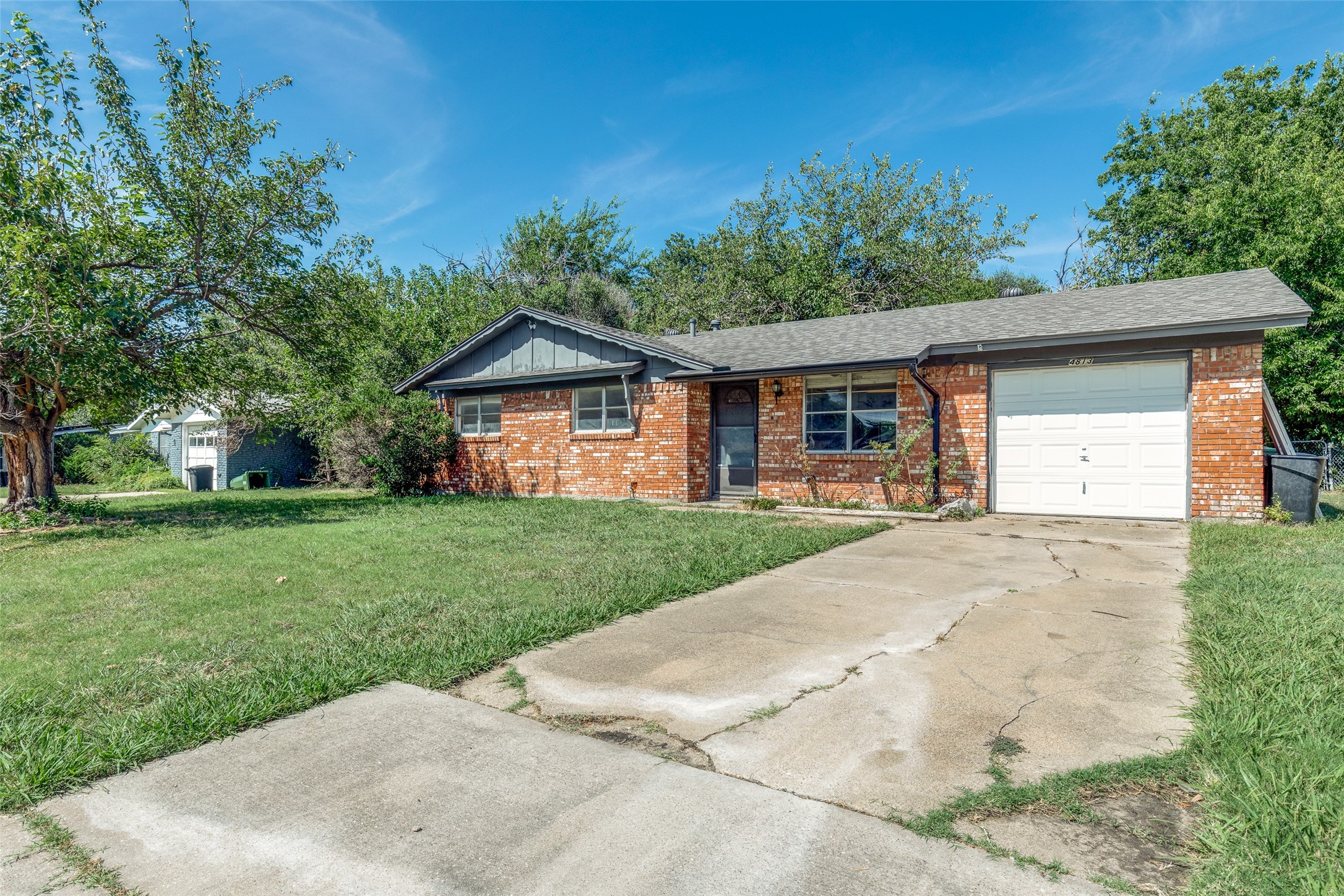 4813 Grove Street North Richland Hills TX 76180