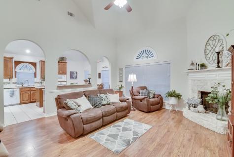 7700 Buccaneer Circle Arlington TX 76016