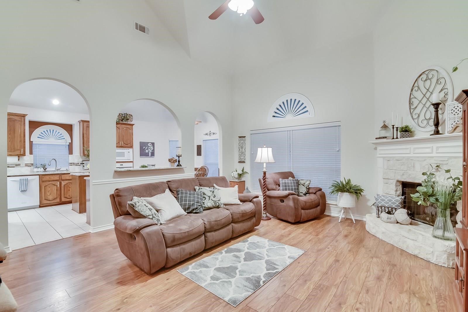 7700 Buccaneer Circle Arlington TX 76016