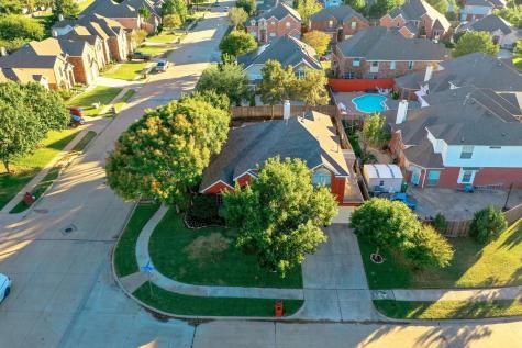 7700 Buccaneer Circle Arlington TX 76016