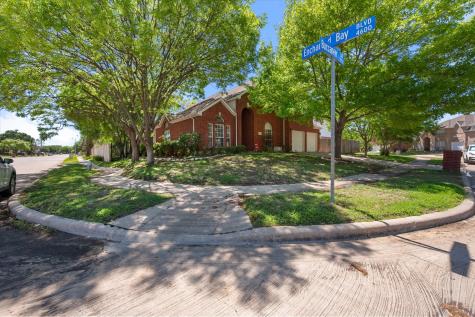 7700 Buccaneer Circle Arlington TX 76016