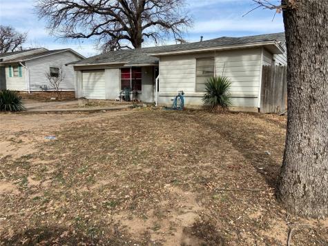 4413 Kings Circle N Fort Worth TX 76111