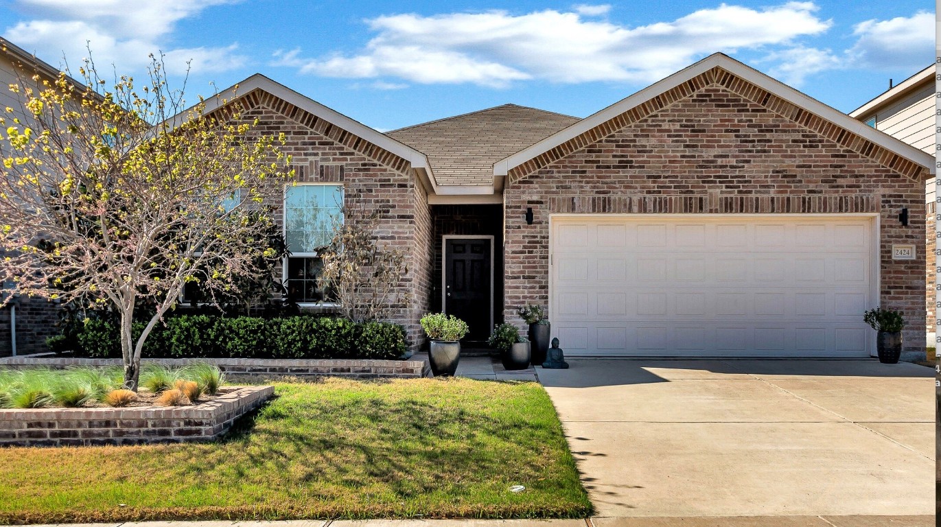 2424 Bermont Red Lane Fort Worth TX 76131