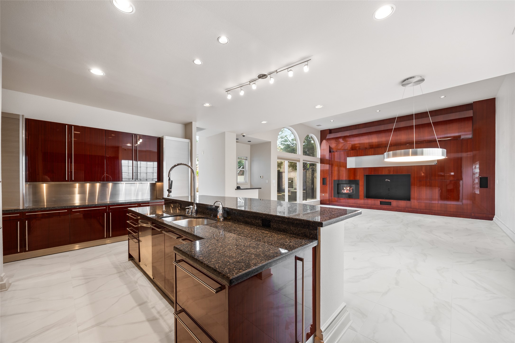 5608 Stone Cliff Court Dallas TX 75287
